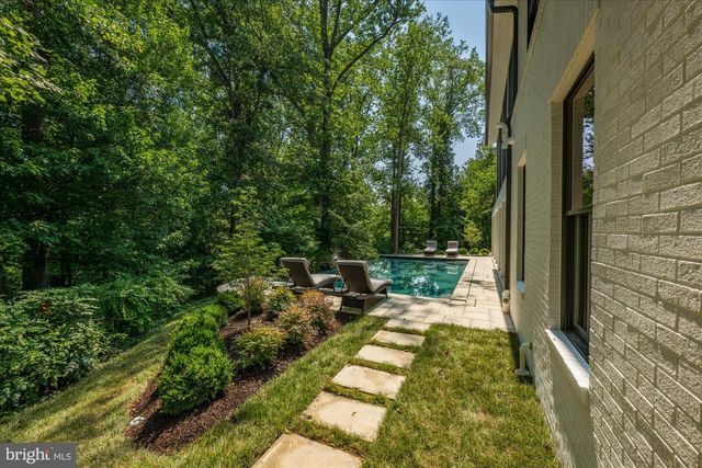 1701 BRIAR RIDGE RD, Mclean, VA 22101
