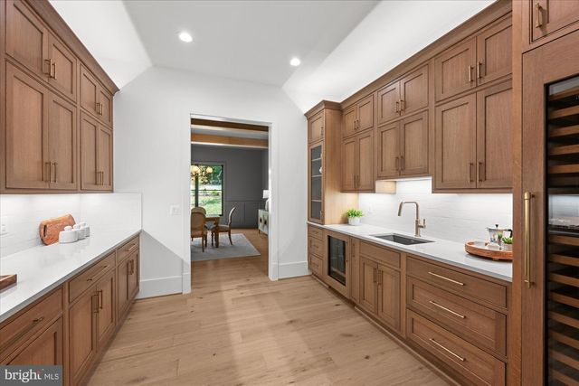 1701 BRIAR RIDGE RD, Mclean, VA 22101