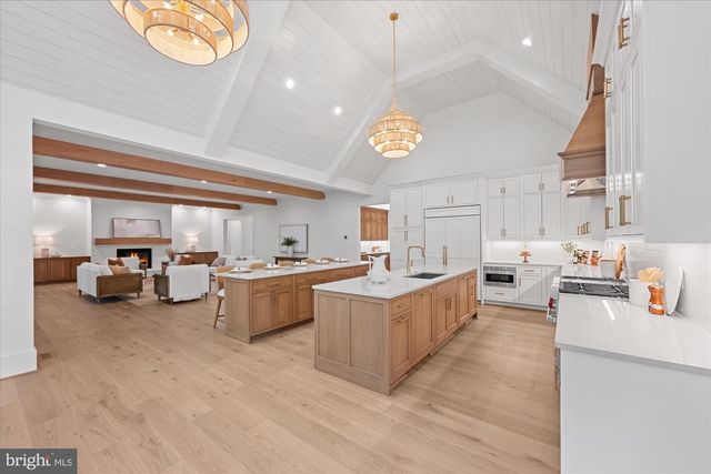 1701 BRIAR RIDGE RD, Mclean, VA 22101