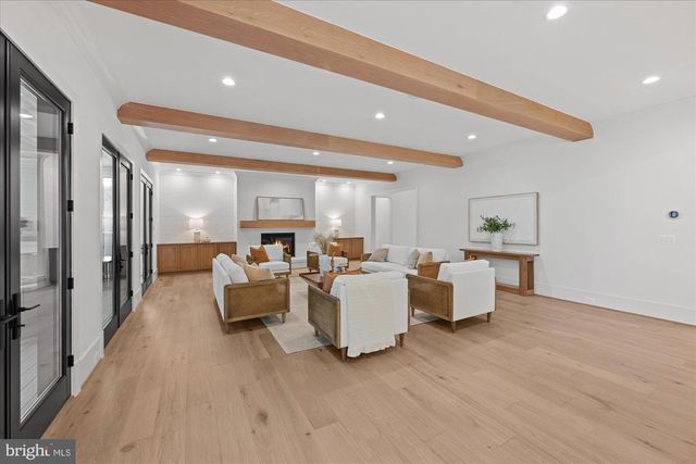 1701 BRIAR RIDGE RD, Mclean, VA 22101