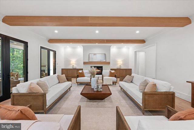 1701 BRIAR RIDGE RD, Mclean, VA 22101