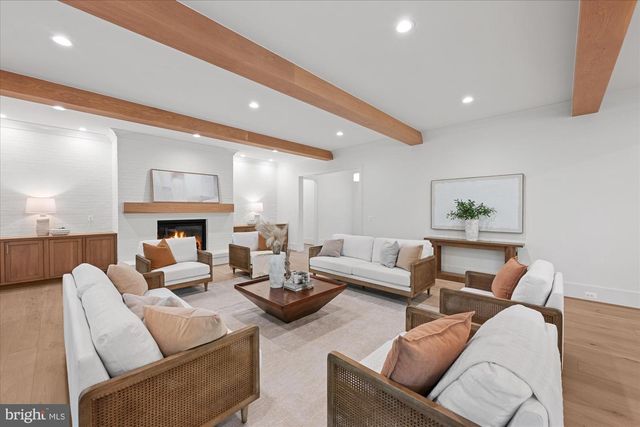 1701 BRIAR RIDGE RD, Mclean, VA 22101