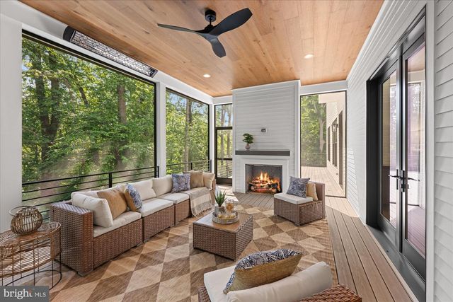 1701 BRIAR RIDGE RD, Mclean, VA 22101