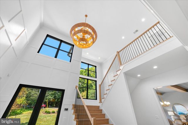 1701 BRIAR RIDGE RD, Mclean, VA 22101