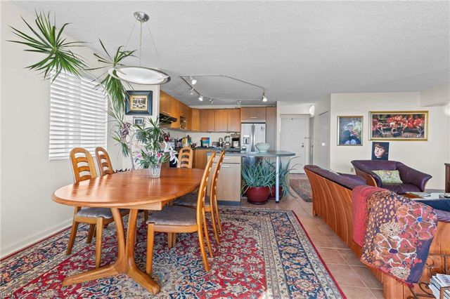 3558 Shore Dr Unit 1207, Virginia Beach, VA 23455