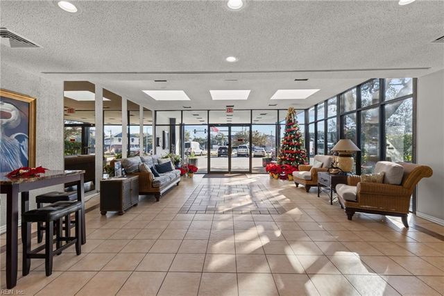 3558 Shore Dr Unit 1207, Virginia Beach, VA 23455