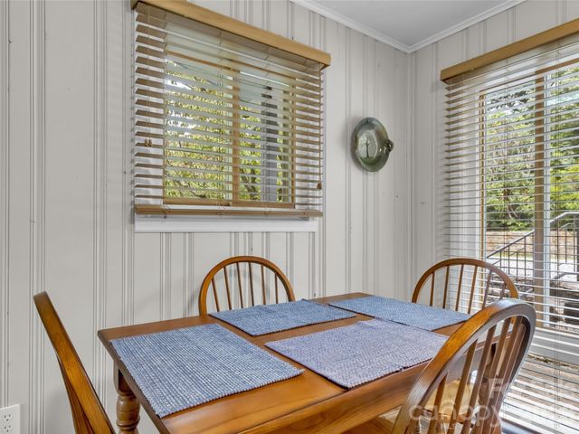 87 Glenview Road, Lake Junaluska, NC 28745