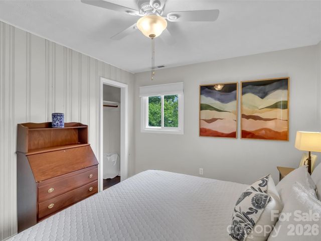 87 Glenview Road, Lake Junaluska, NC 28745