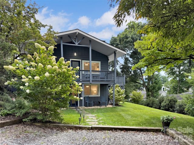 87 Glenview Road, Lake Junaluska, NC 28745