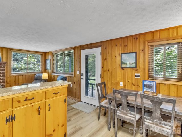 87 Glenview Road, Lake Junaluska, NC 28745