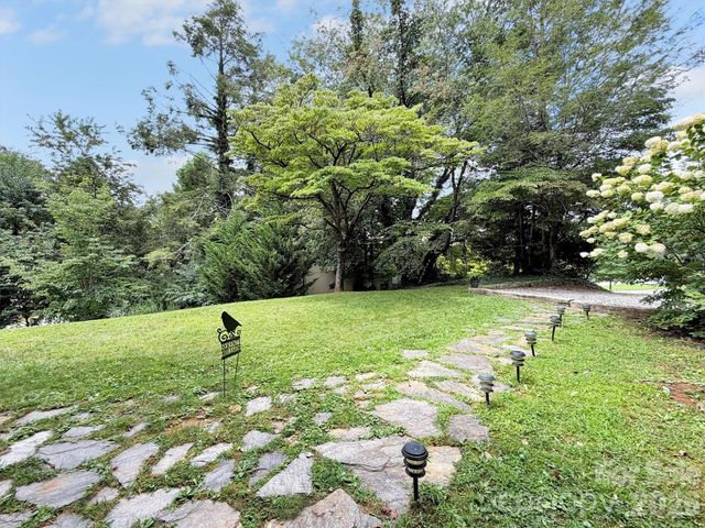 87 Glenview Road, Lake Junaluska, NC 28745