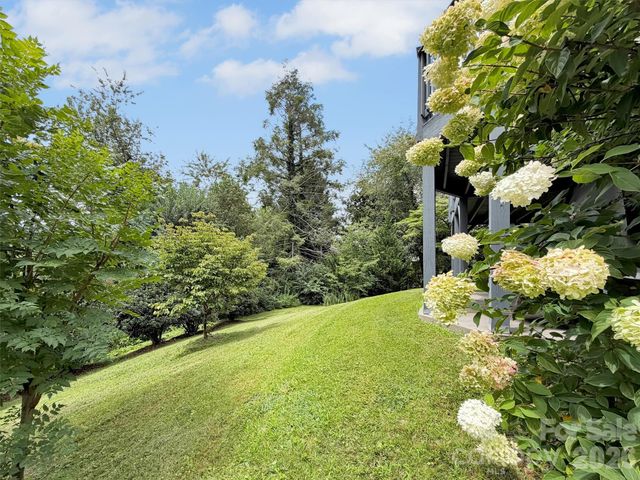 87 Glenview Road, Lake Junaluska, NC 28745