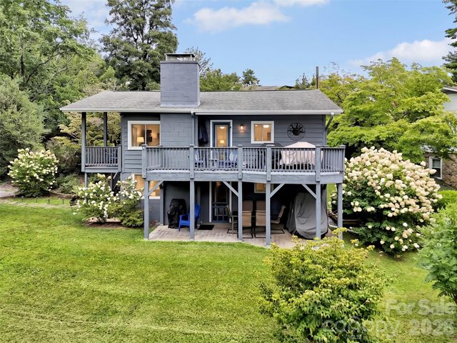 87 Glenview Road, Lake Junaluska, NC 28745