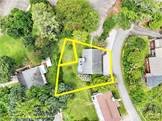 87 Glenview Road, Lake Junaluska, NC 28745