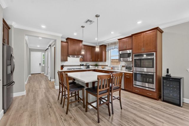 6089 Hot Springs Dr, El Dorado Hills, CA 95762