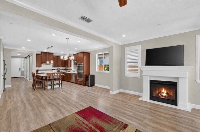 6089 Hot Springs Dr, El Dorado Hills, CA 95762
