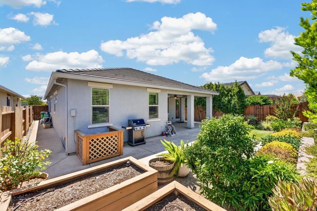 6089 Hot Springs Dr, El Dorado Hills, CA 95762