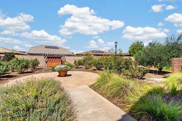 6089 Hot Springs Dr, El Dorado Hills, CA 95762