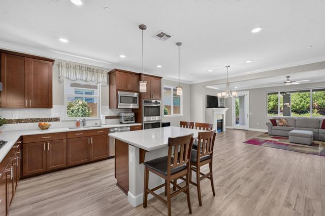 6089 Hot Springs Dr, El Dorado Hills, CA 95762