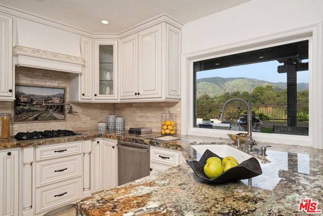 6497 Country Club Drive, La Verne, CA 91750