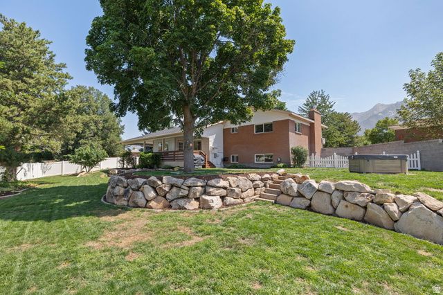 2370 E QUAIL RUN CIR, Sandy, UT 84093