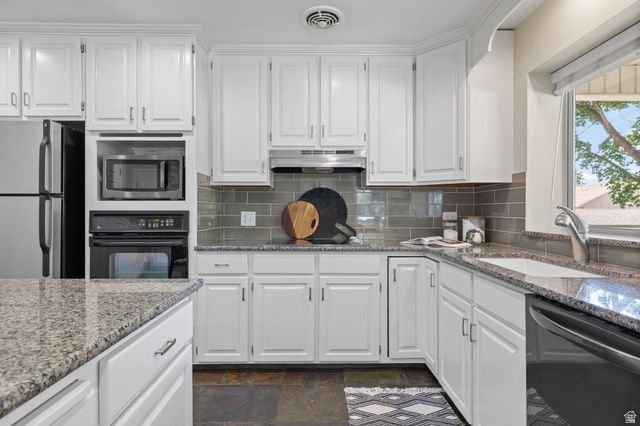 2370 E QUAIL RUN CIR, Sandy, UT 84093