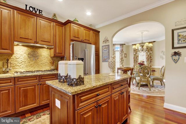 96 GARRISON FALLS DR, Gettysburg, PA 17325