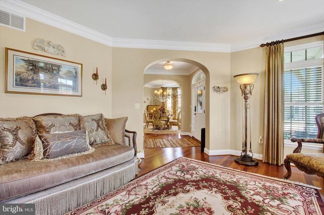 96 GARRISON FALLS DR, Gettysburg, PA 17325