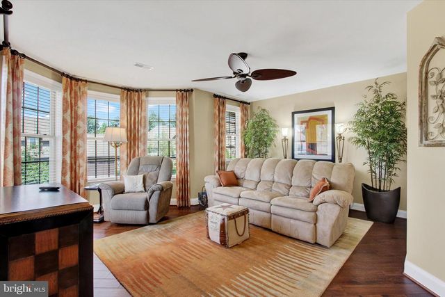 96 GARRISON FALLS DR, Gettysburg, PA 17325
