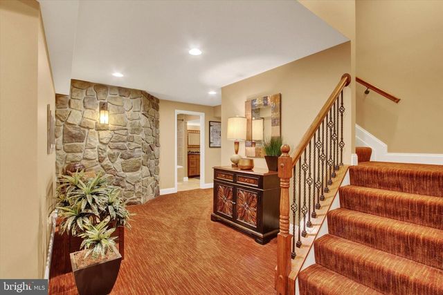 96 GARRISON FALLS DR, Gettysburg, PA 17325
