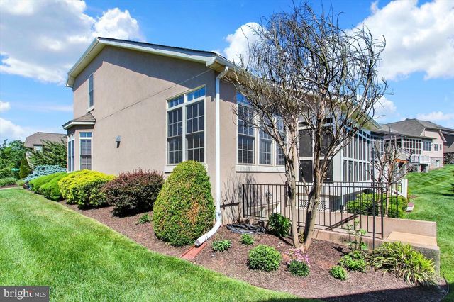 96 GARRISON FALLS DR, Gettysburg, PA 17325