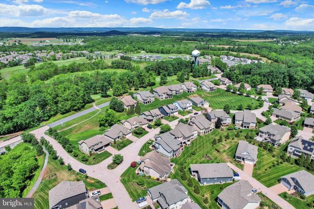 96 GARRISON FALLS DR, Gettysburg, PA 17325