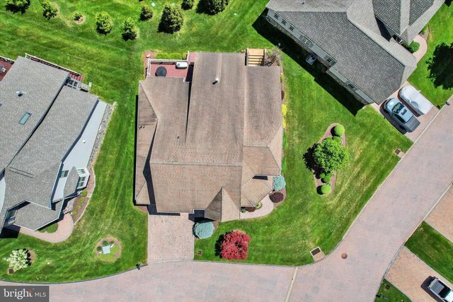 96 GARRISON FALLS DR, Gettysburg, PA 17325
