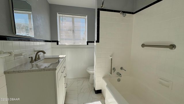 500 S Beach St Apt C1, Daytona Beach, FL 32114