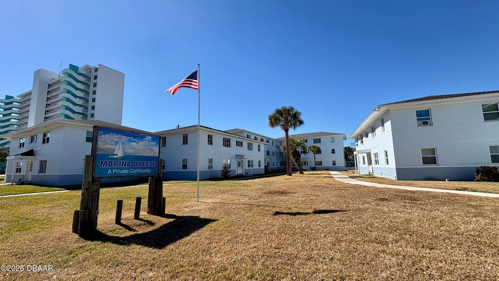 500 S Beach St Apt C1, Daytona Beach, FL 32114
