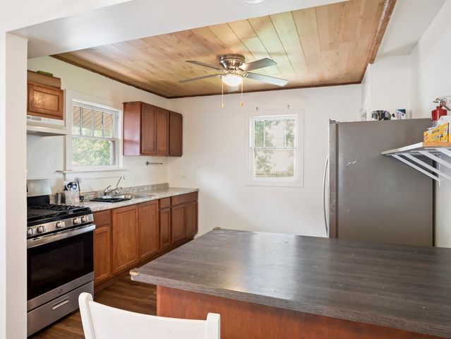 1310 Prairie Avenue, Chicago Heights, IL 60411