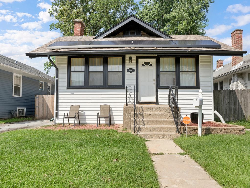 1310 Prairie Avenue, Chicago Heights, IL 60411