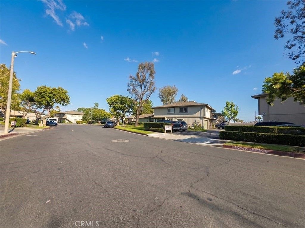 Image 18 of property listing at 1706 Normandy Place A, Santa Ana, CA 92705