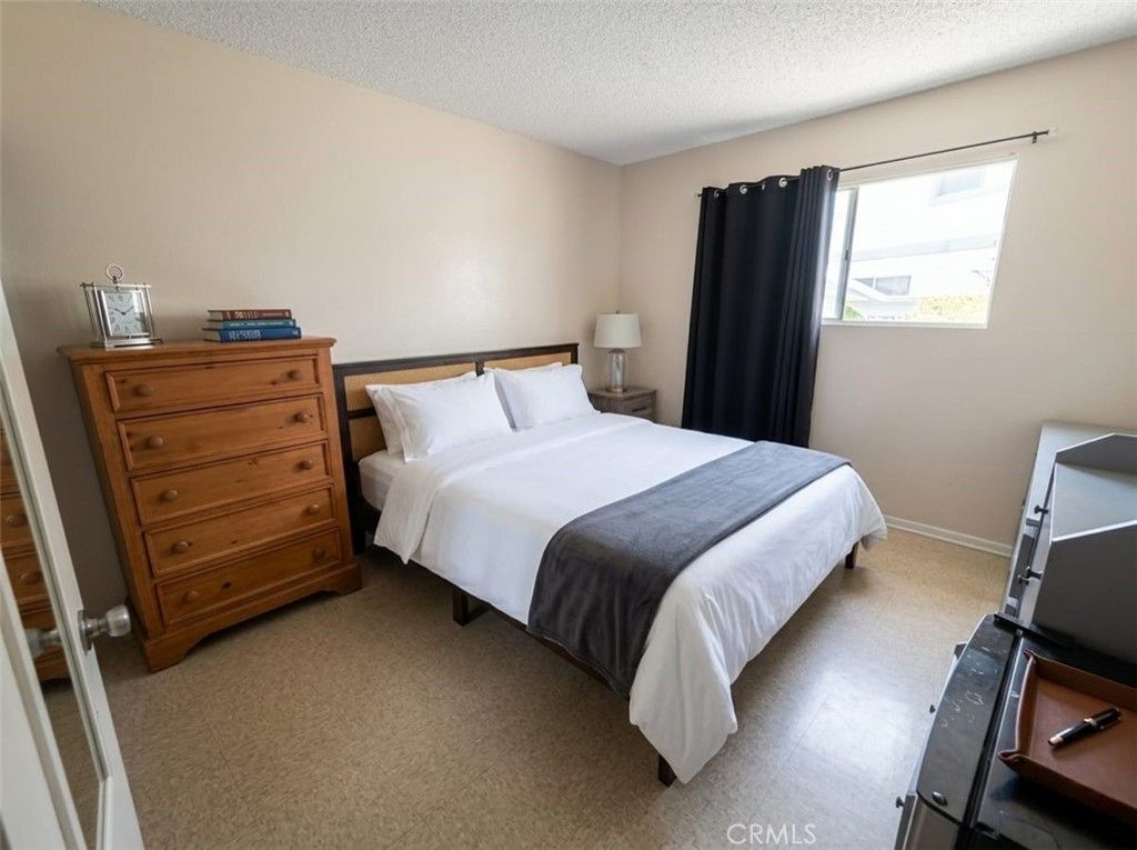 Image 8 of property listing at 1706 Normandy Place A, Santa Ana, CA 92705