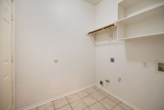 3913 Goose Creek Parkway, Garland, TX 75040