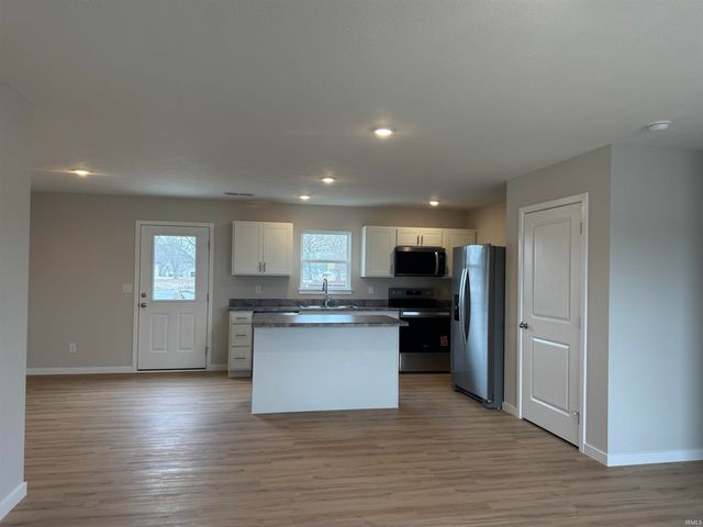 204 Carolina Drive, Vincennes, IN 47591