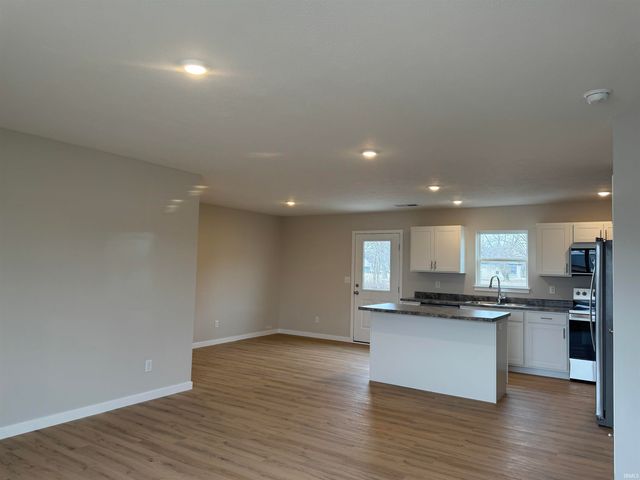 204 Carolina Drive, Vincennes, IN 47591