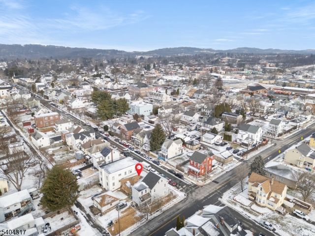 392 Lincoln St, Phillipsburg Town, NJ 08865