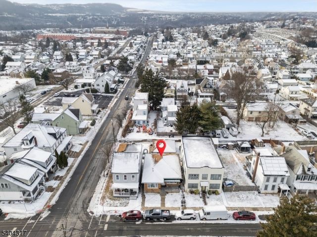 392 Lincoln St, Phillipsburg Town, NJ 08865