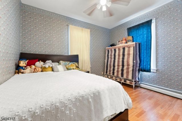 392 Lincoln St, Phillipsburg Town, NJ 08865