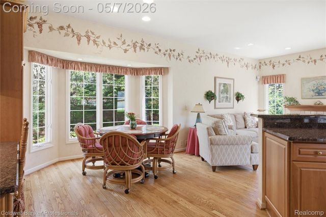 7520 Mistwood Drive, White Lake Charter Township, MI 48383