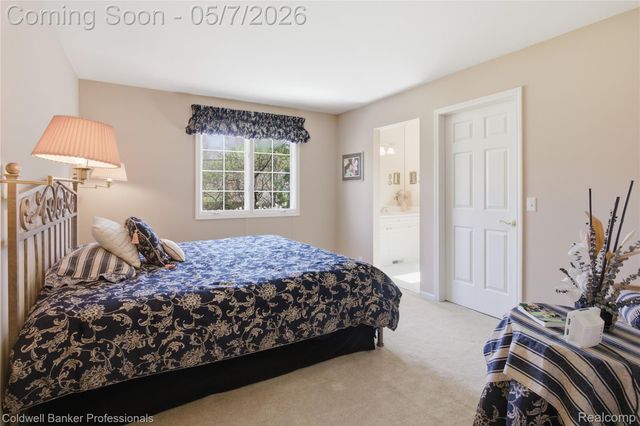 7520 Mistwood Drive, White Lake Charter Township, MI 48383
