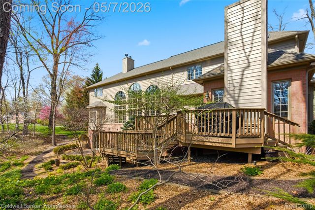 7520 Mistwood Drive, White Lake Charter Township, MI 48383