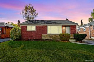 13711 Courtland Street, Oak Park, MI 48237