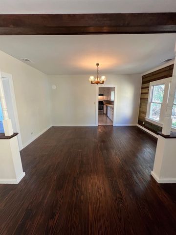 914 Back Street, Columbus, TX 78934